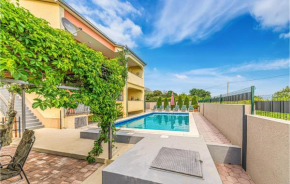 Pet Friendly Home In Kastel Luksic With Wifi